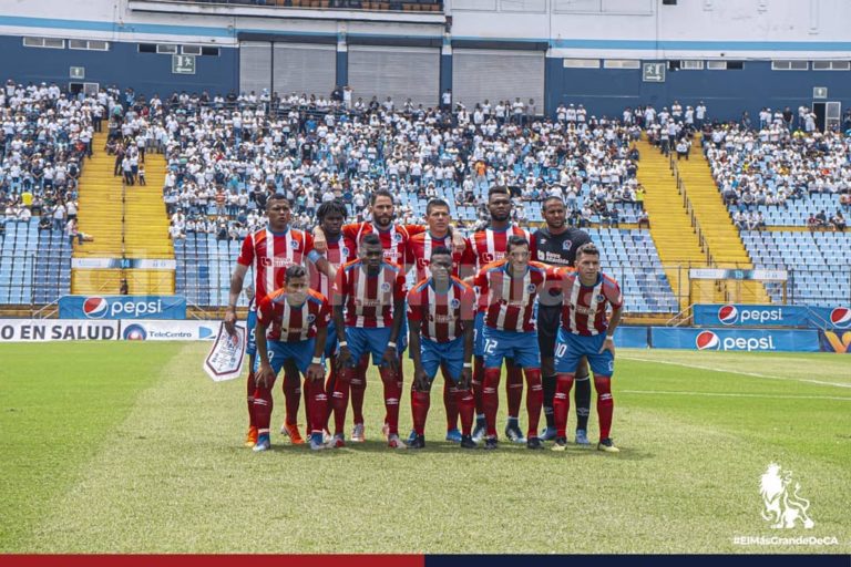 CONCACAF nuevamente se ensaña contra los equipos hondureños