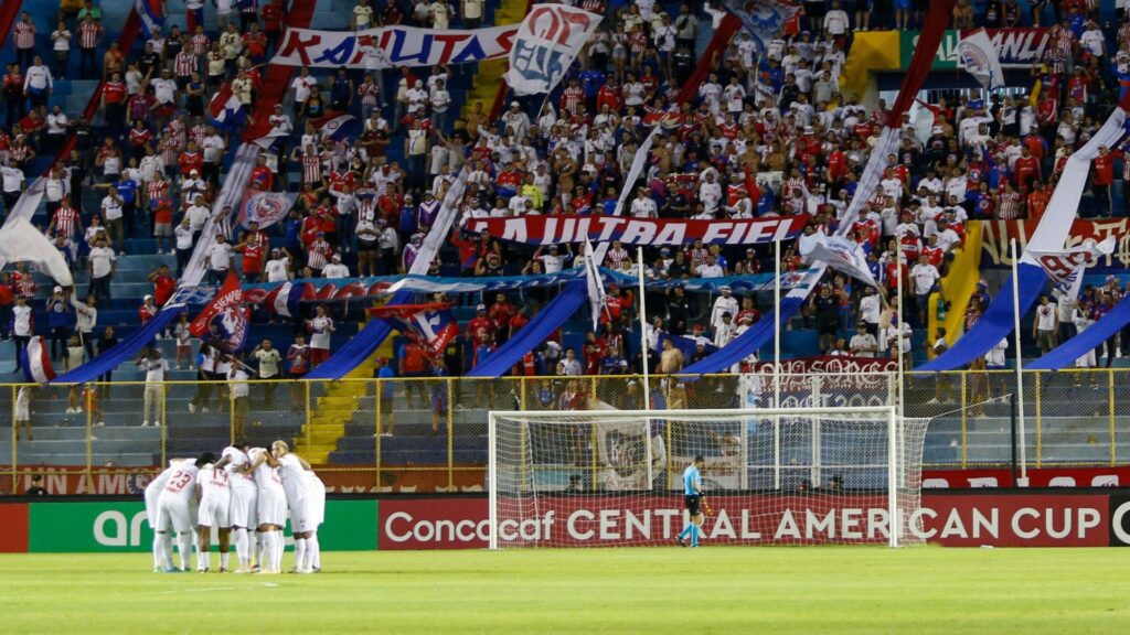 EL EQUIPO MÁS GRANDE DE CENTROAMÉRICA